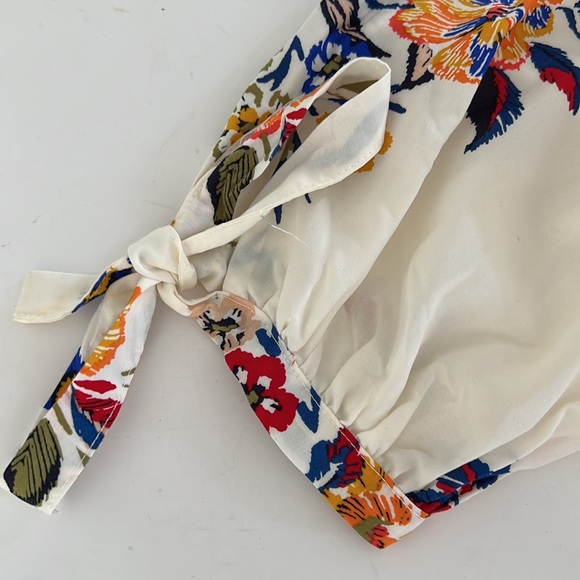 New Floral Tie-Sleeve Shift Dress lined size Medium - Picture 9 of 9